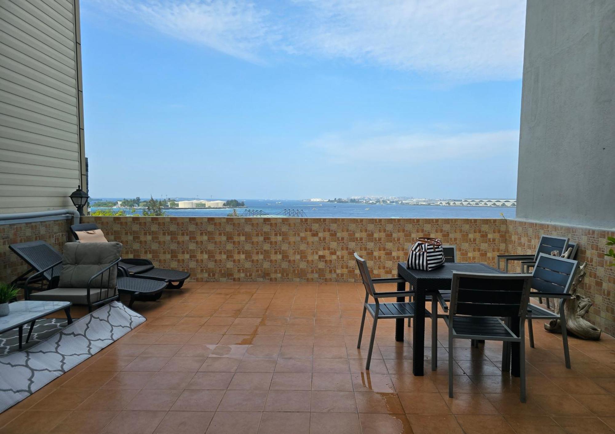 Nalahost 2br Seaview Terrace Apartment *