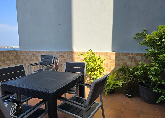 Nalahost 2Br Seaview Terrace Apartment